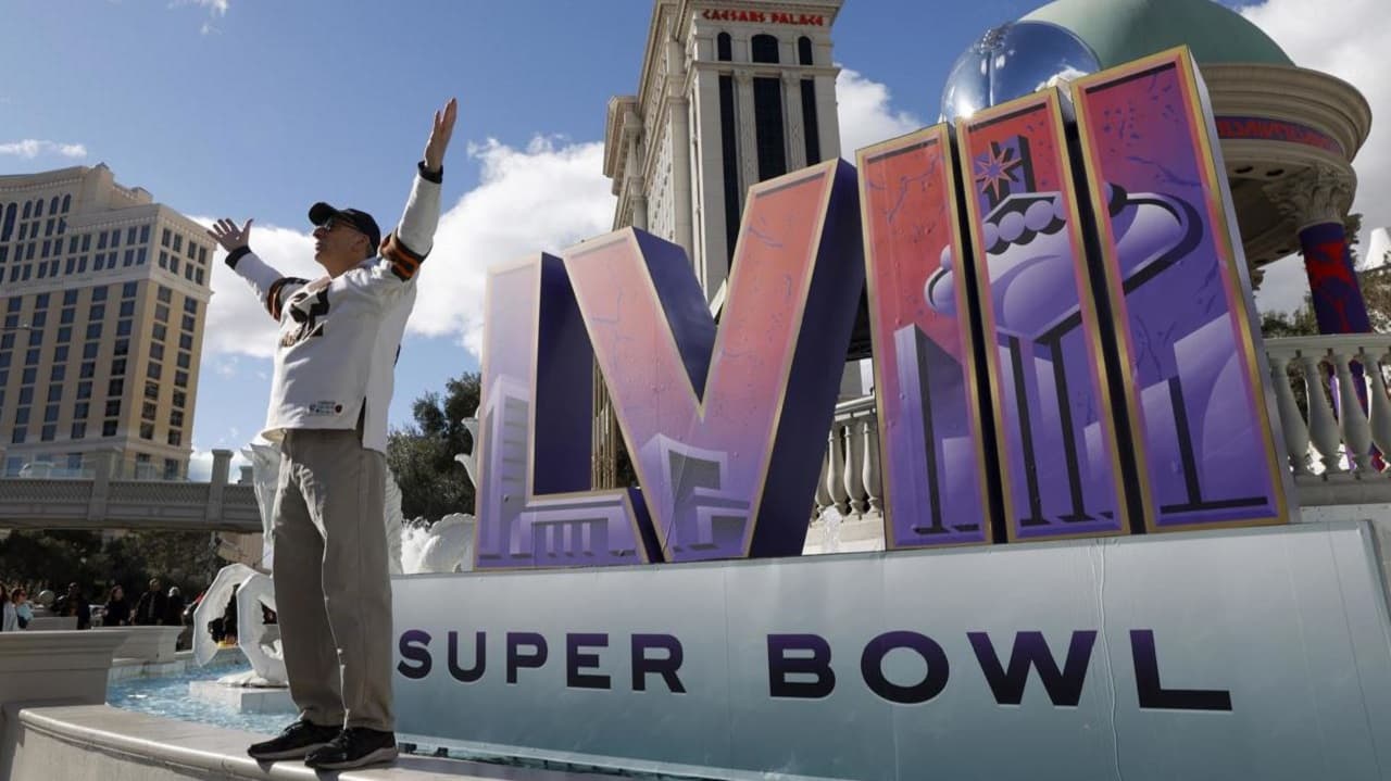 Esta es la multimillonaria familia que volverá a promocionar la religión en el Super Bowl