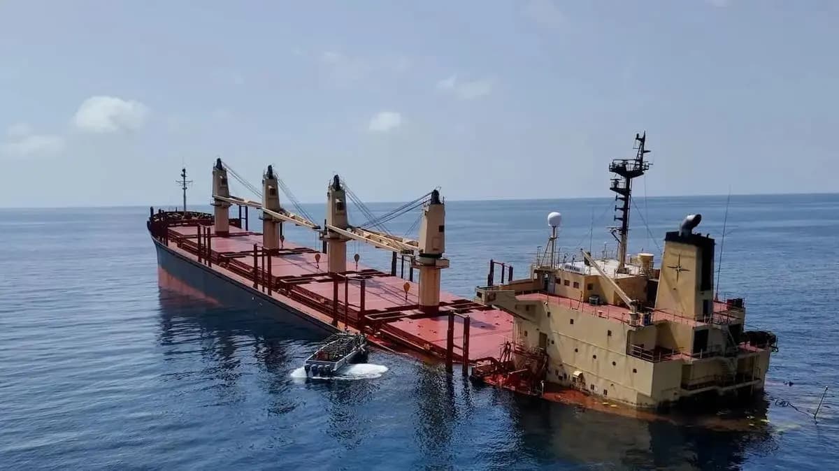 Cuatro cables de fibra óptica dañados en el Mar Rojo ponen alerta a la transmisión de datos mundial