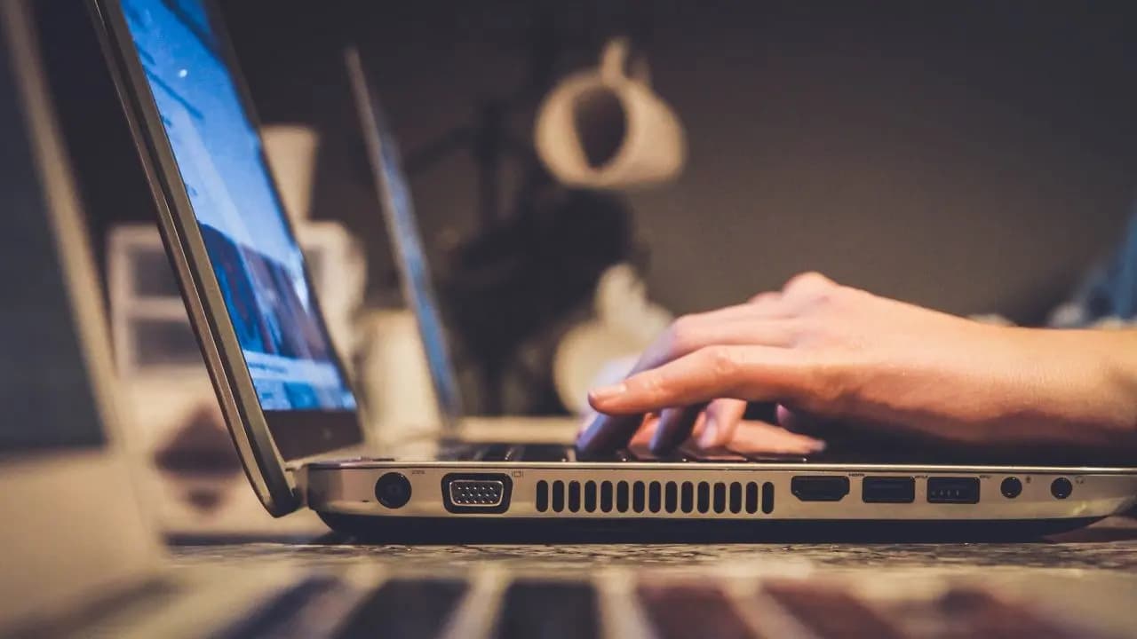 China es el país con más usuarios de internet en el mundo: alcanza los 1,092 millones en 2023