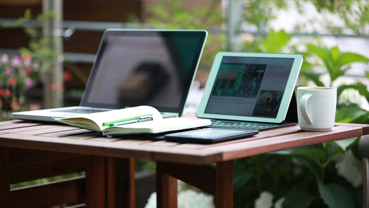 CCL: CAE A DOS DÍGITOS IMPORTACIÓN DE LAPTOPS