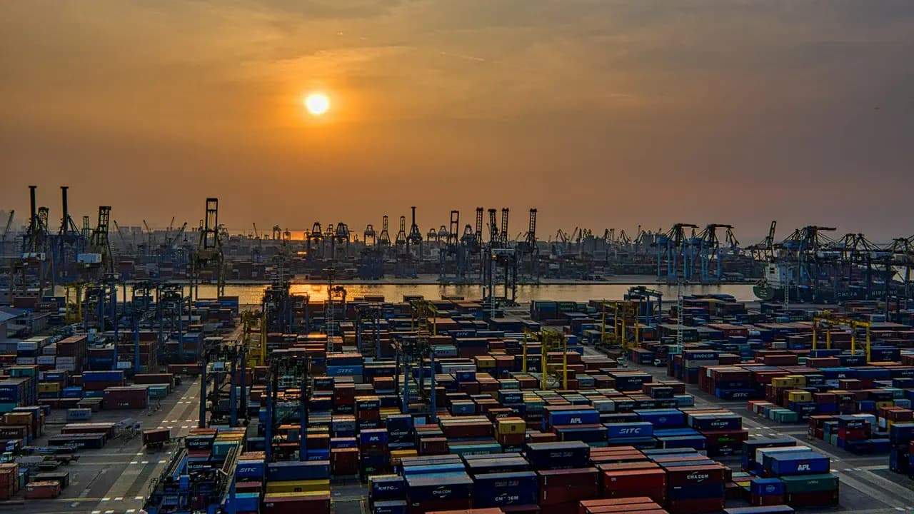 El mercado global logístico alcanzará un valor de 18.3 billones de dólares en 2032