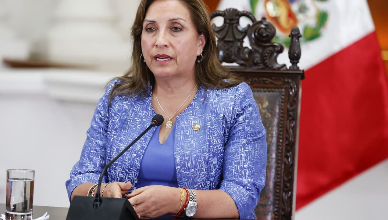 Dina BOluarte
