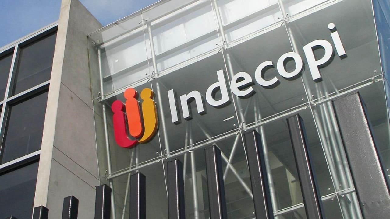 Indecopi multa a Real Plaza y Oeschle por intervención indebida del personal de seguridad