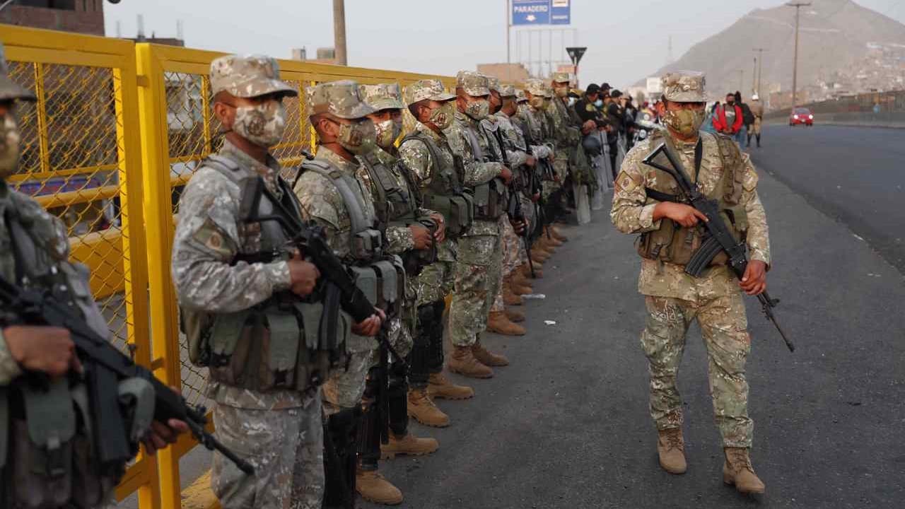 Gobierno peruano declara estado de emergencia en red vial nacional ante paro camionero
