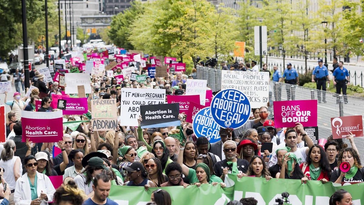 Cómo el aborto se convirtió en un asunto que divide a los estadounidenses