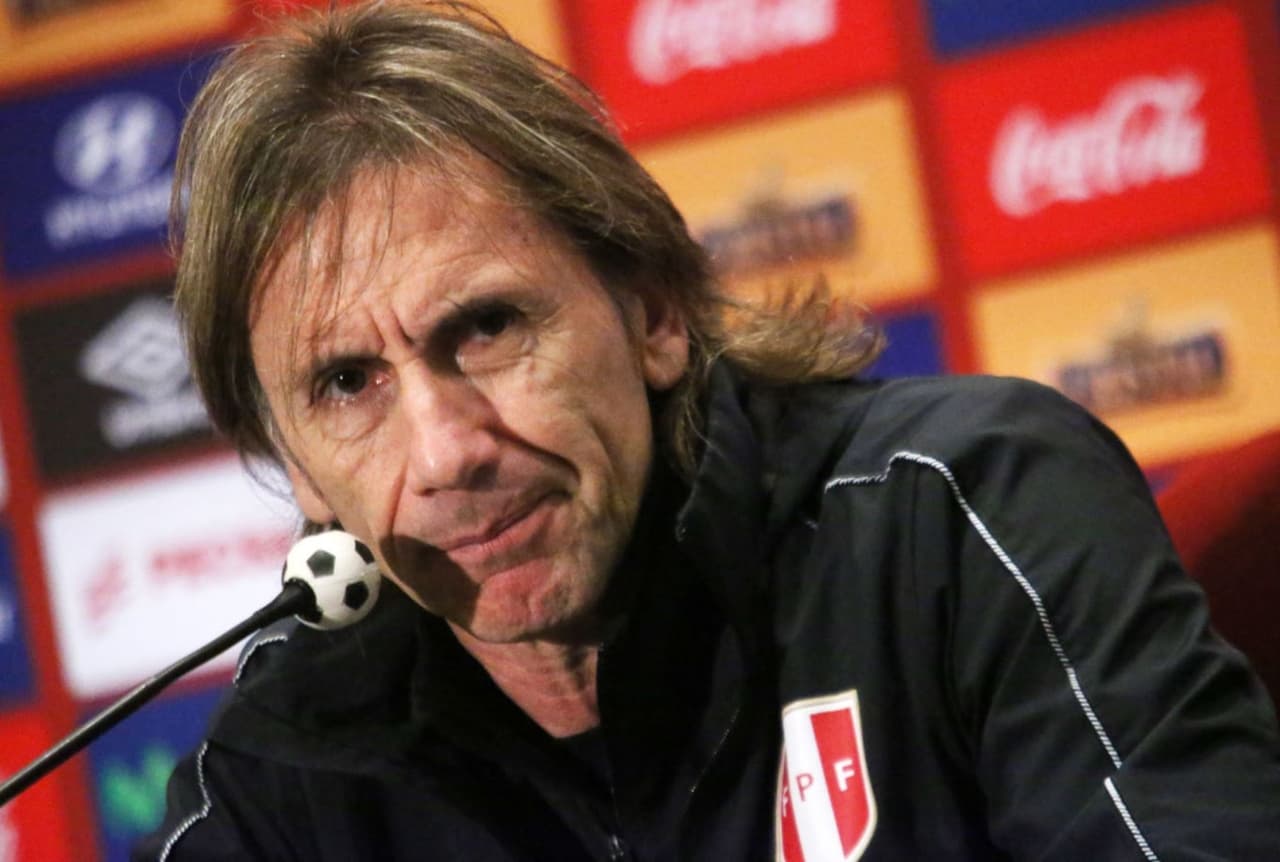 El entrenador no habría aceptado la propuesta económica ni la reducción de miembros de su equipo técnico.