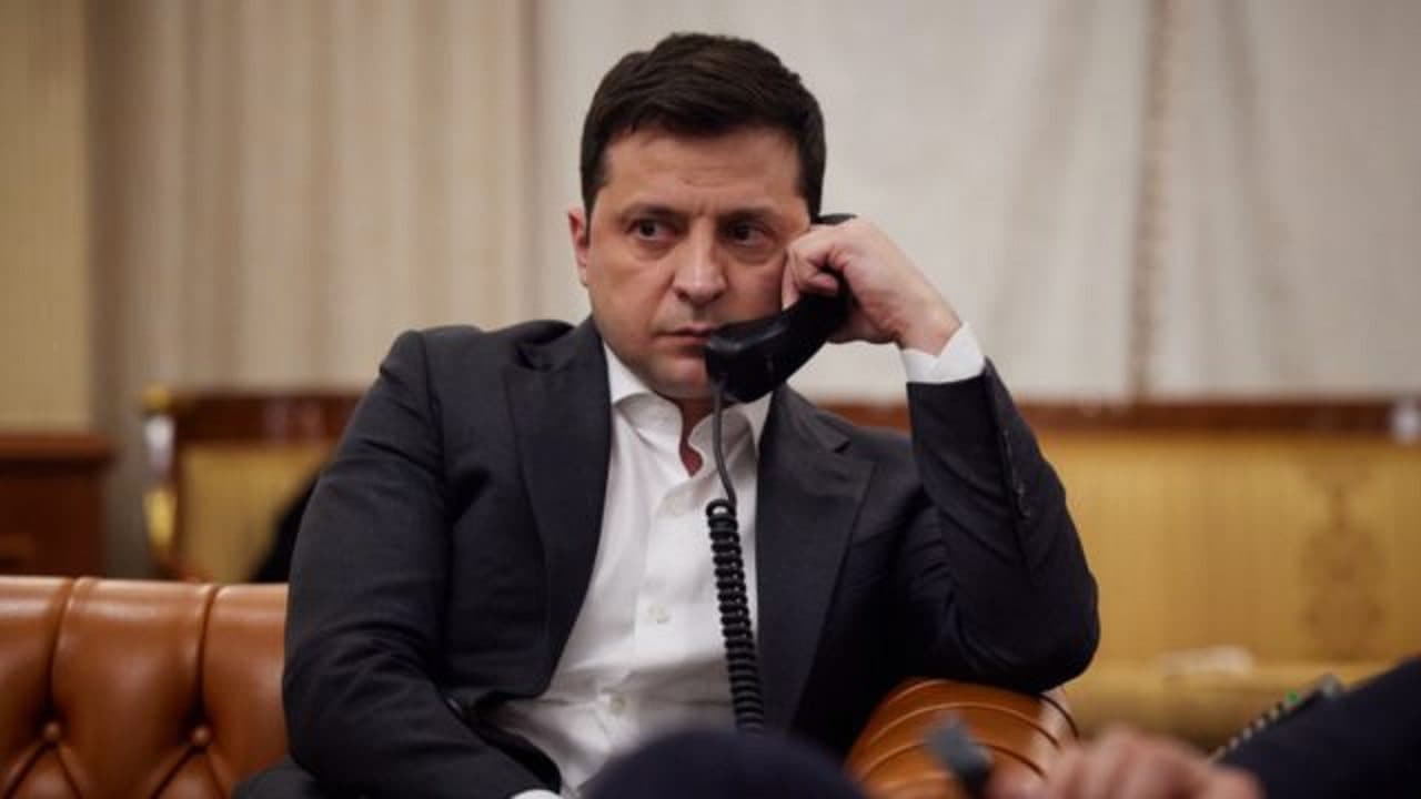 Zelenski amenaza con romper diálogo si Rusia enjuicia a ucranianos cautivos