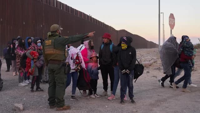 Las claves del nuevo plan de Biden que dará estatus legal a medio millón de migrantes