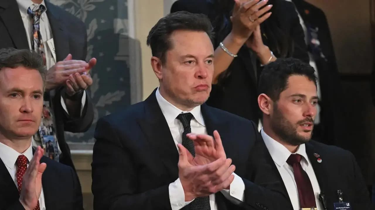 Elon Musk se enriquece en US$24.000 millones: acciones de Tesla se disparan un 20% tras resultados trimestrales